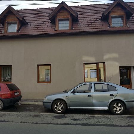 סיביו Theresia Apartment מראה חיצוני תמונה