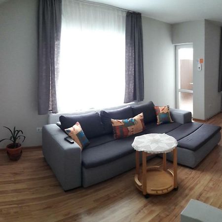סיביו Theresia Apartment מראה חיצוני תמונה