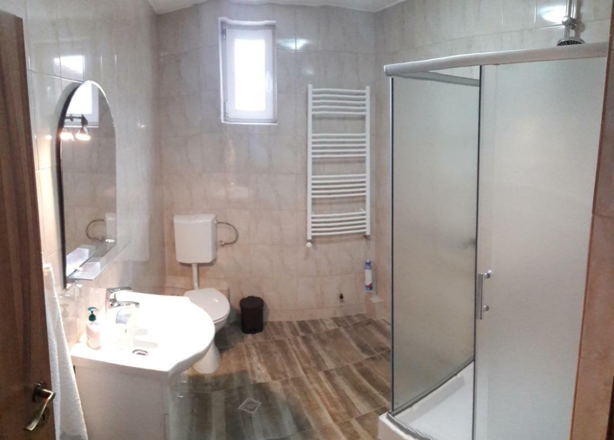 סיביו Theresia Apartment מראה חיצוני תמונה